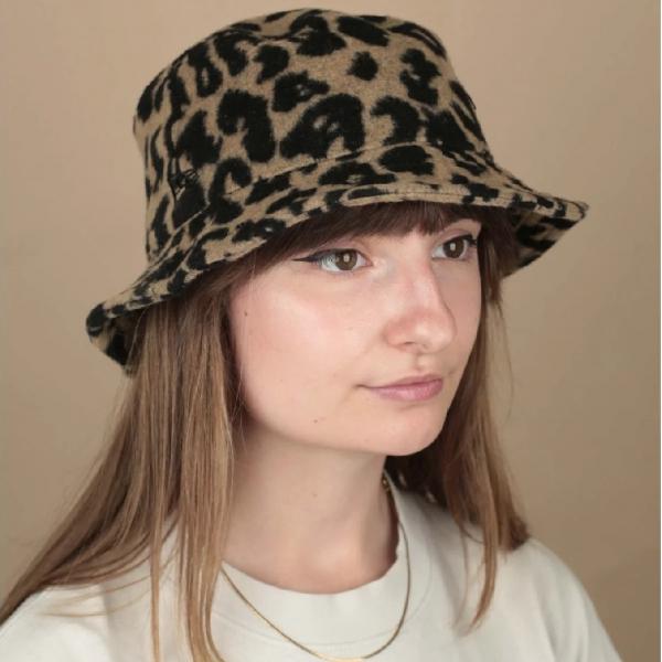 NEW ERA  NEE WMNS LEOPARD BUCKET NEWERA  CAMBLK